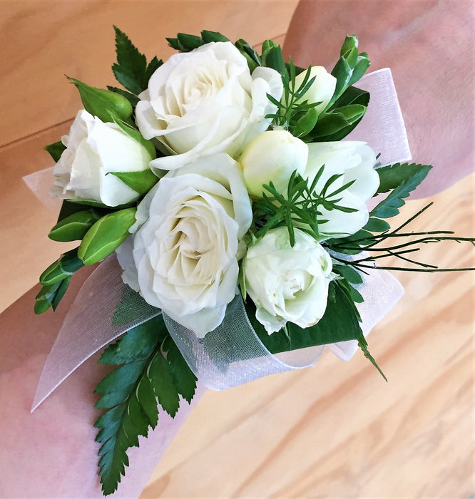 Wrist corsage